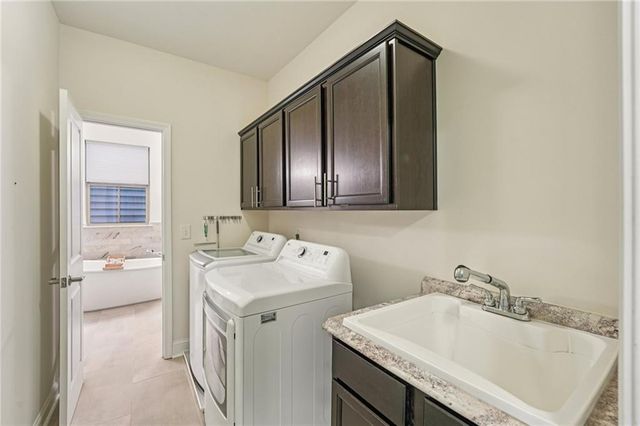 450 Cranleigh Ridge SE, Smyrna, GA 30080