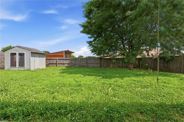 6402 SW High Meadow Boulevard, Bentonville, AR 72713