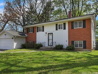 1291 Banbury Road, Mundelein, IL 60060