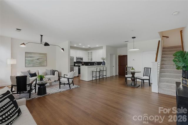400 N Church Street 226, Charlotte, NC 28202