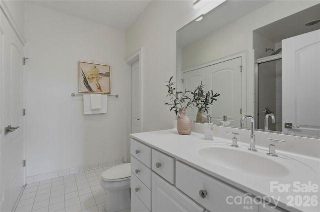 400 N Church Street 226, Charlotte, NC 28202