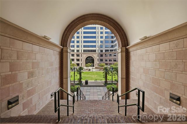 400 N Church Street 226, Charlotte, NC 28202