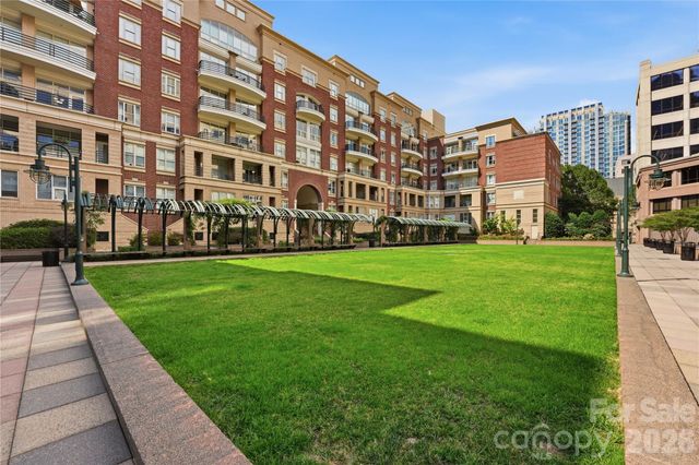 400 N Church Street 226, Charlotte, NC 28202