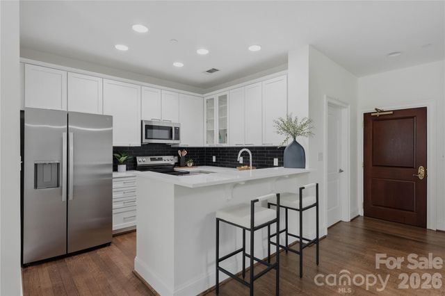 400 N Church Street 226, Charlotte, NC 28202