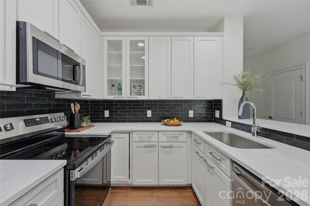 400 N Church Street 226, Charlotte, NC 28202
