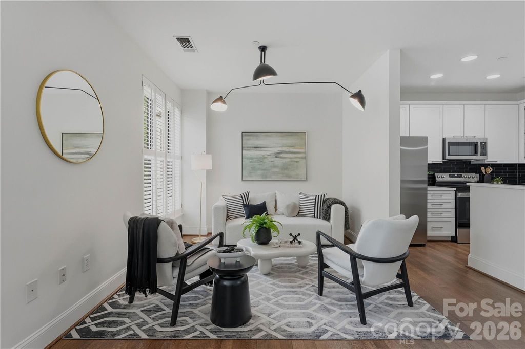 400 N Church Street 226, Charlotte, NC 28202