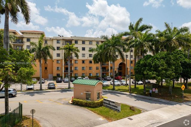 9340 Fontainebleau Boulevard W206, Miami, FL 33172