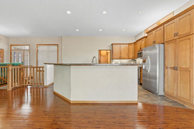 6427 Tessman Terrace N, Brooklyn Park, MN 55445