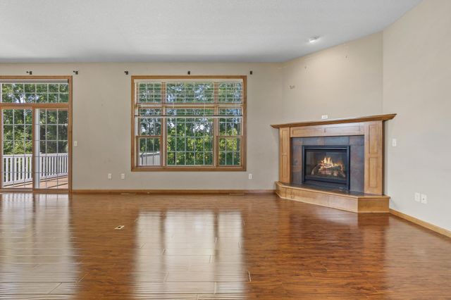 6427 Tessman Terrace N, Brooklyn Park, MN 55445