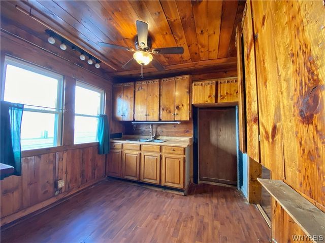 462 Hewitt Avenue, Buffalo, NY 14215