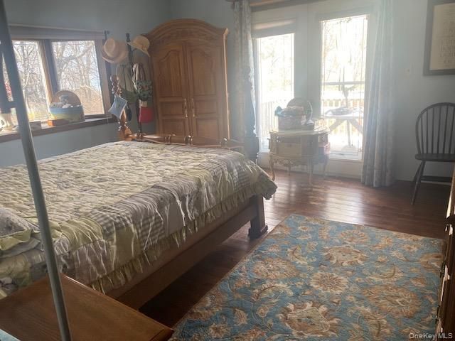 31 Glen Drive, Sound Beach, NY 11789