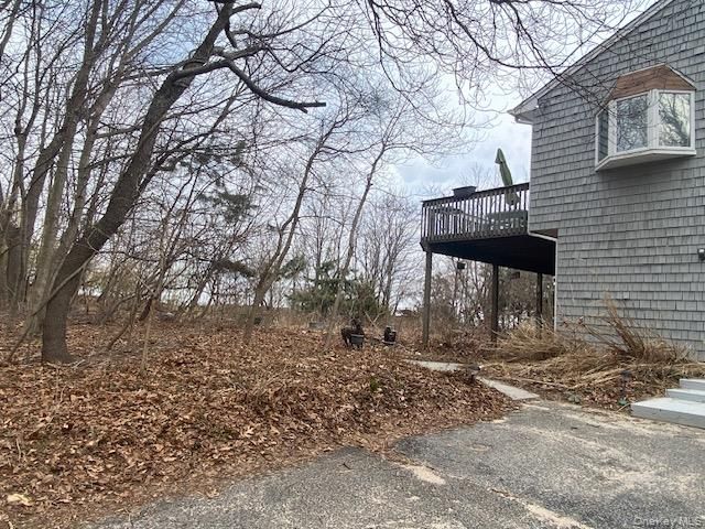 31 Glen Drive, Sound Beach, NY 11789