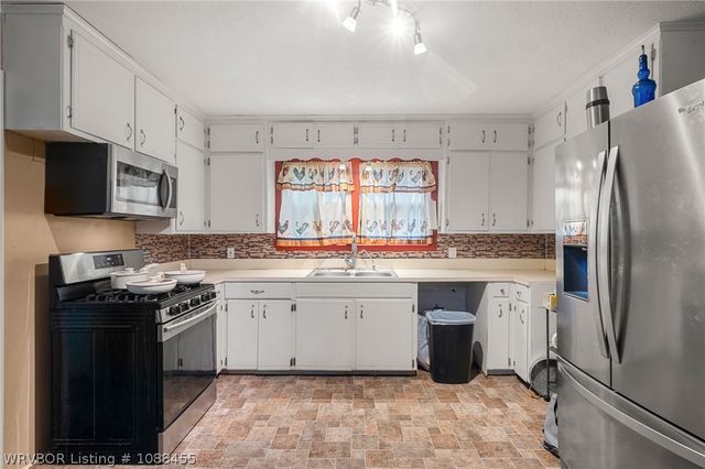 3620 Kinkead Avenue, Fort Smith, AR 72903