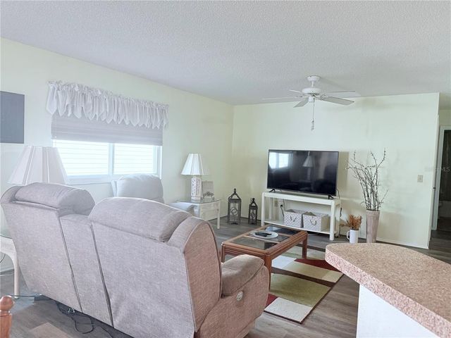 1647 DURAN DRIVE, The Villages, FL 32162