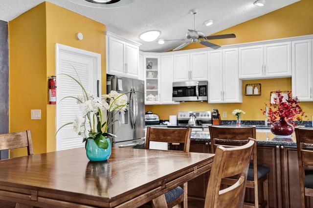 2915 NW 12th Street D, Delray Beach, FL 33445