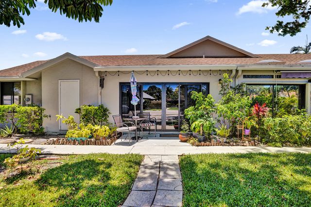 2915 NW 12th Street D, Delray Beach, FL 33445