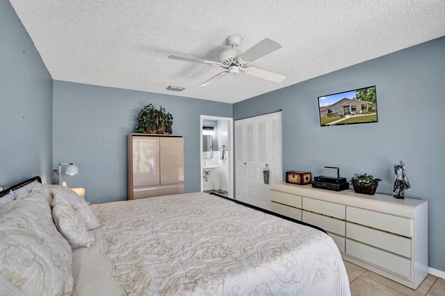 2915 NW 12th Street D, Delray Beach, FL 33445