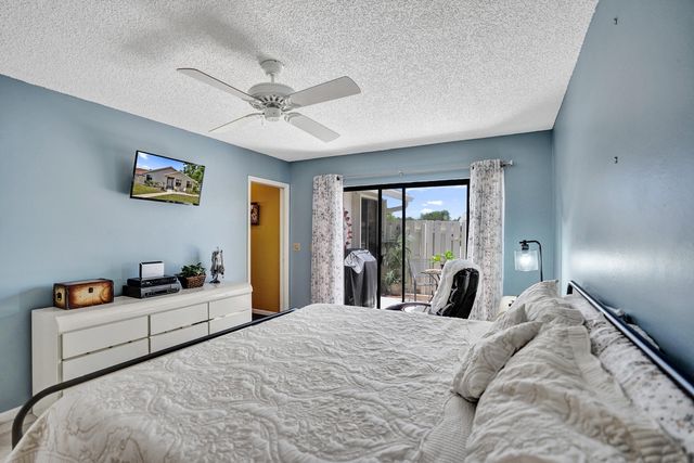 2915 NW 12th Street D, Delray Beach, FL 33445