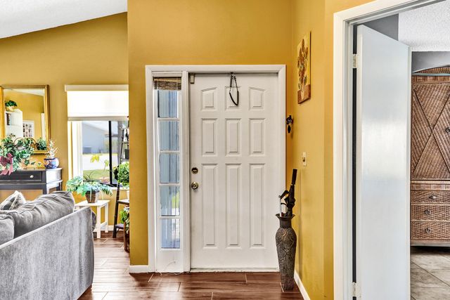 2915 NW 12th Street D, Delray Beach, FL 33445