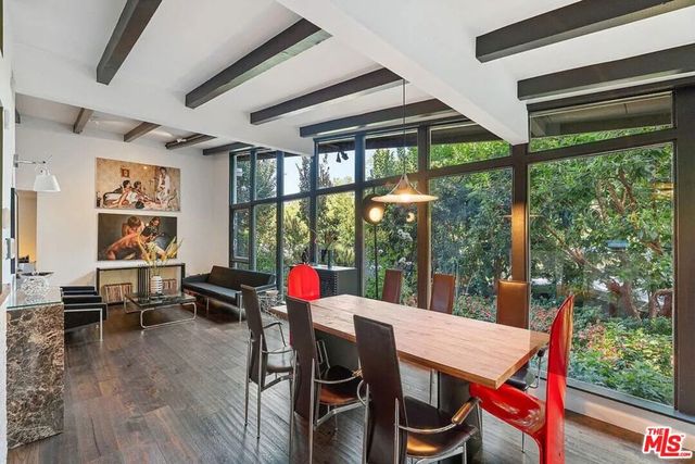 8581 Appian Way, Los Angeles, CA 90046