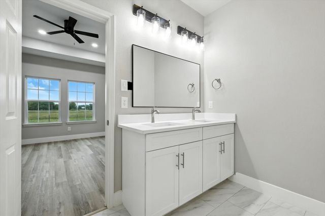 106 Center Drive, East Tawakoni, TX 77007