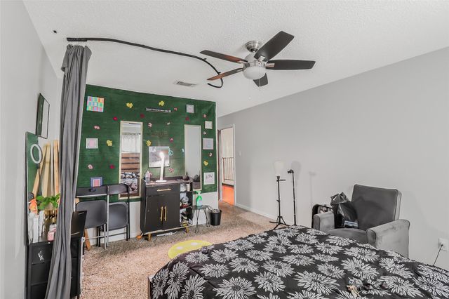 2106 Shiveley Circle, Houston, TX 77032