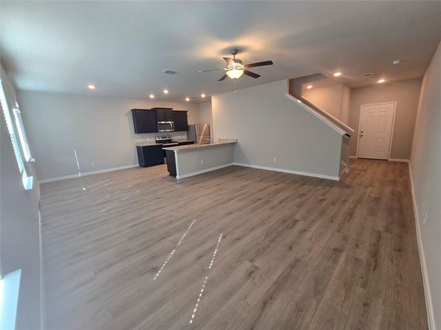 3971 Turtle CRK, New Braunfels, TX 78132