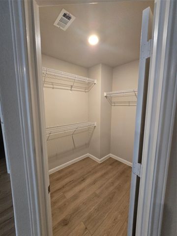 3971 Turtle CRK, New Braunfels, TX 78132