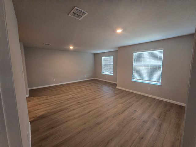 3971 Turtle CRK, New Braunfels, TX 78132