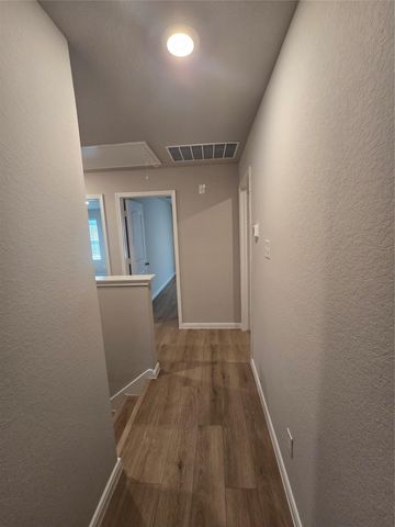 3971 Turtle CRK, New Braunfels, TX 78132