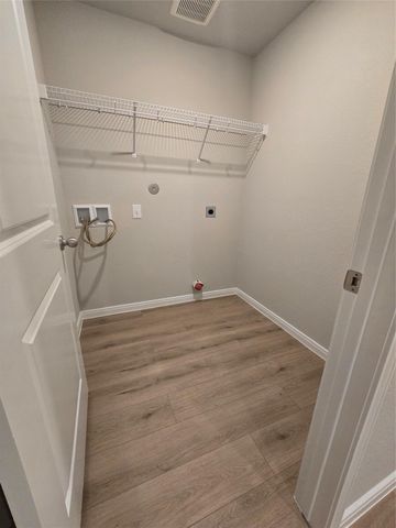 3971 Turtle CRK, New Braunfels, TX 78132