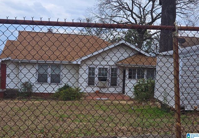 700 8TH TERRACE, Birmingham, AL 35204