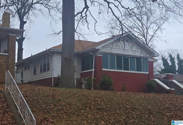 700 8TH TERRACE, Birmingham, AL 35204