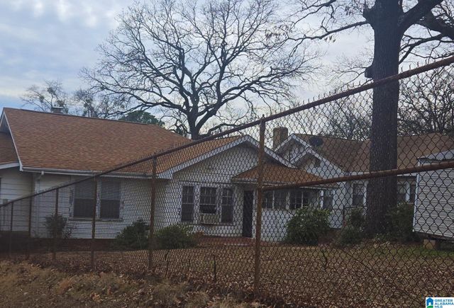 700 8TH TERRACE, Birmingham, AL 35204