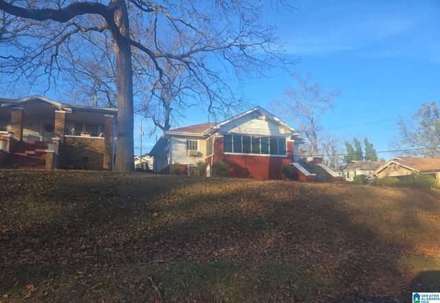 700 8TH TERRACE, Birmingham, AL 35204