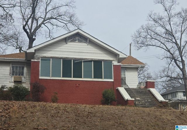 700 8TH TERRACE, Birmingham, AL 35204