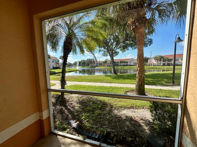 2362 57th Circle 2362, Vero Beach, FL 32966