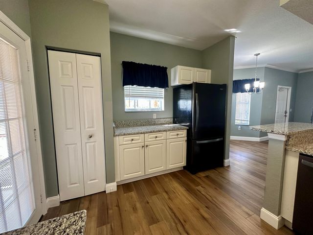 2362 57th Circle 2362, Vero Beach, FL 32966