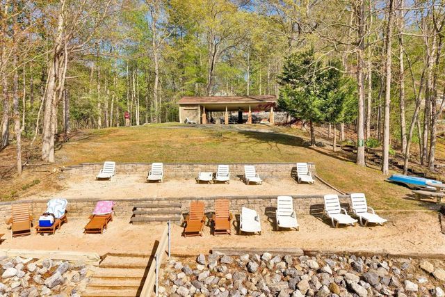 60 Old Barn Road, Moneta, VA 24121