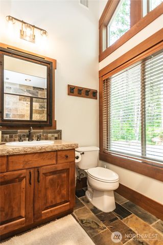 231 Vinegar Bend Road, Ronald, WA 98940