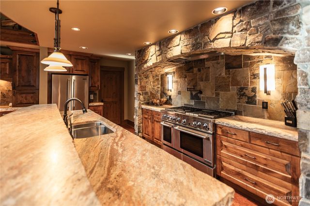 231 Vinegar Bend Road, Ronald, WA 98940