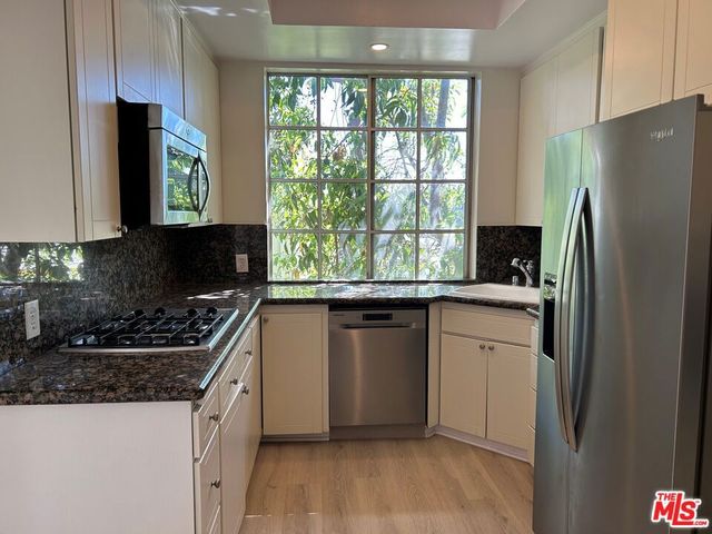 1375 Kelton Avenue 404, Los Angeles, CA 90024