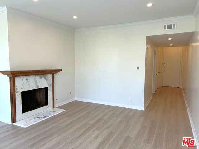 1375 Kelton Avenue 404, Los Angeles, CA 90024