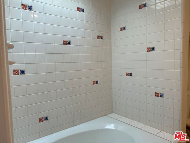 1375 Kelton Avenue 404, Los Angeles, CA 90024