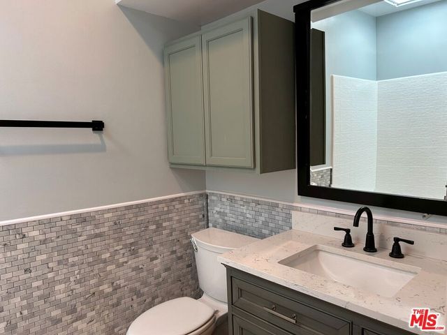 1375 Kelton Avenue 404, Los Angeles, CA 90024