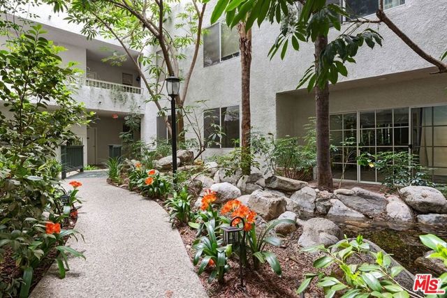 1375 Kelton Avenue 404, Los Angeles, CA 90024