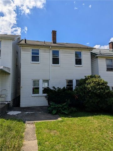 1805 Duquesne Avenue, Mckeesport, PA 15132
