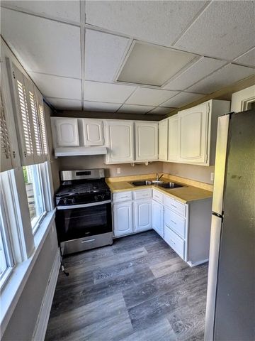 1805 Duquesne Avenue, Mckeesport, PA 15132