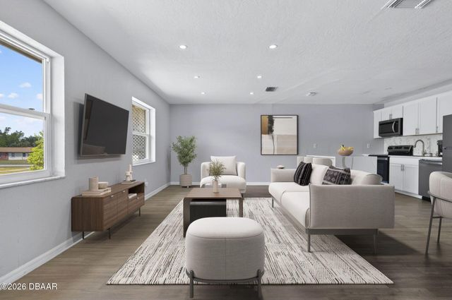 2272 Kent Road, Deltona, FL 32738