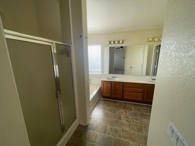 324 W Colt Road, Tempe, AZ 85284